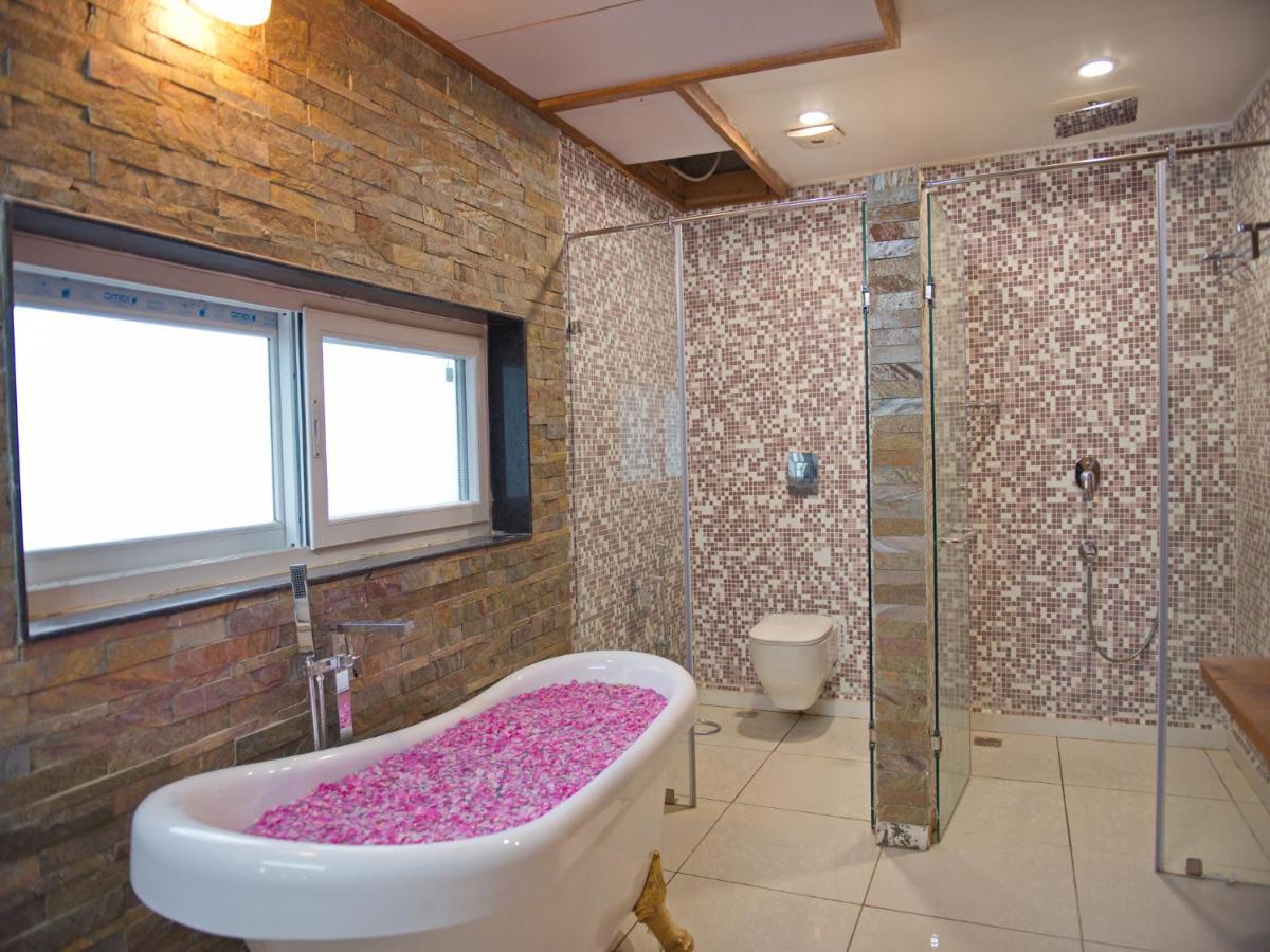 Wild Rose Resort And Spa Pushkar Eksteriør bilde